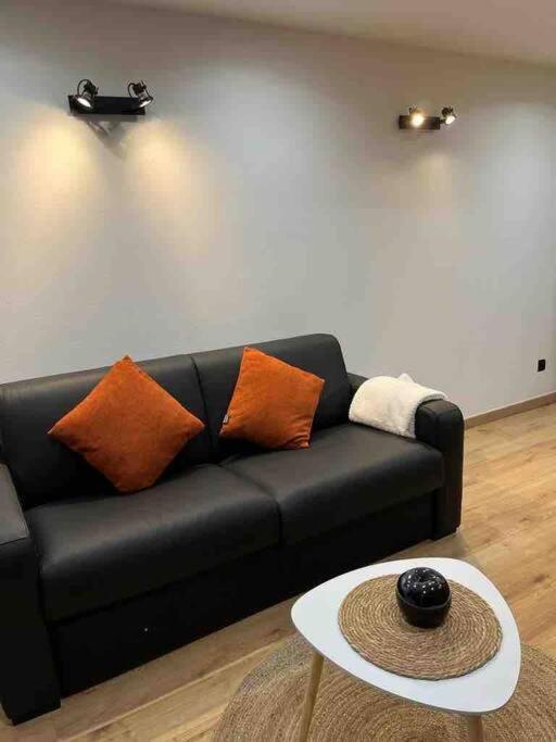Escale Studio 21M Aeroport Cdg Parc Expo Asterix Gonesse Esterno foto