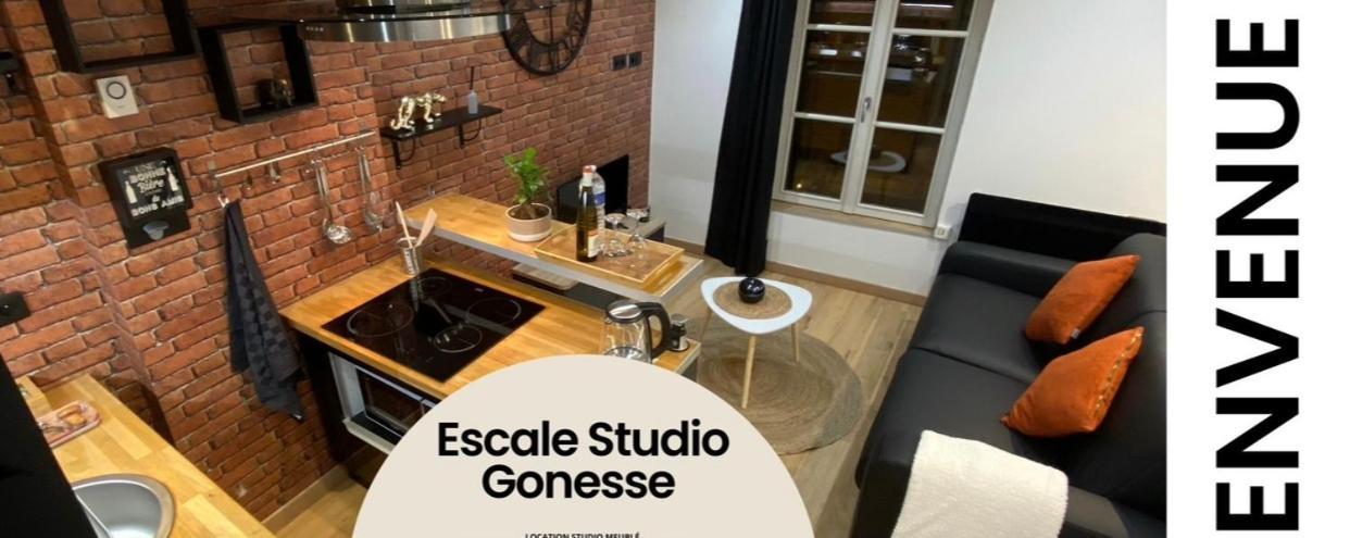 Escale Studio 21M Aeroport Cdg Parc Expo Asterix Gonesse Esterno foto